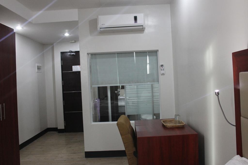 Cherry Midtown Hotel Olóngapo Habitación foto