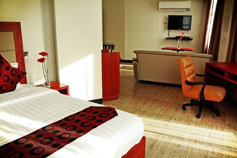 Cherry Midtown Hotel Olóngapo Habitación foto